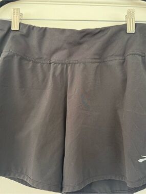Brooks Black Women's Athletic Shorts with inner tights